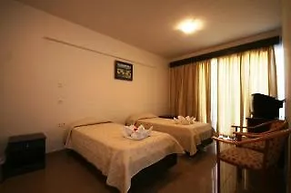 Zorbas Szálloda Tigaki