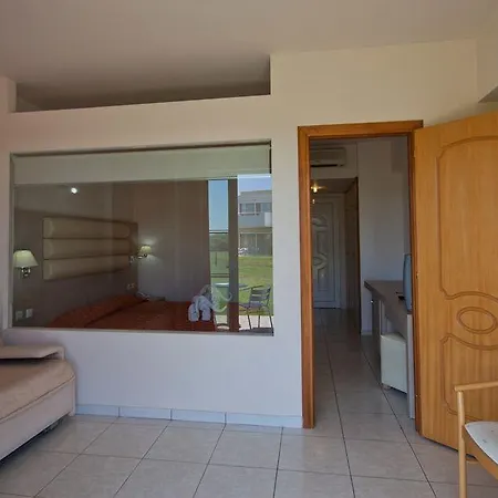 Ξενοδοχείο Zorbas Τιγκάκι