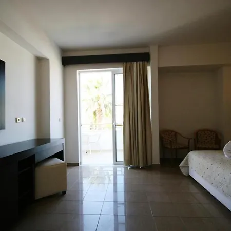 Zorbas 4*
