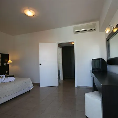 Zorbas 4* Τιγκάκι