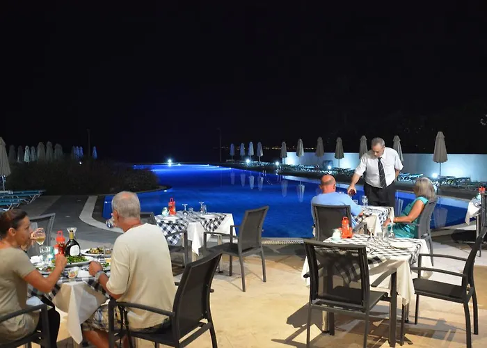Hotel Zorbas 4*