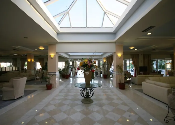 Hotel Zorbas