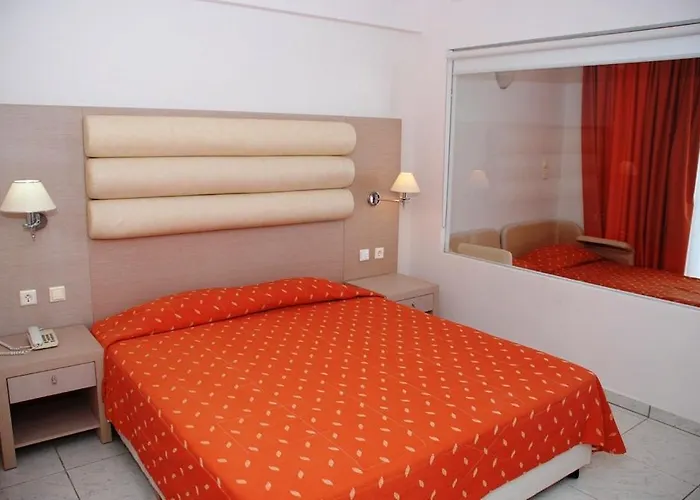 Zorbas Hotel 4*