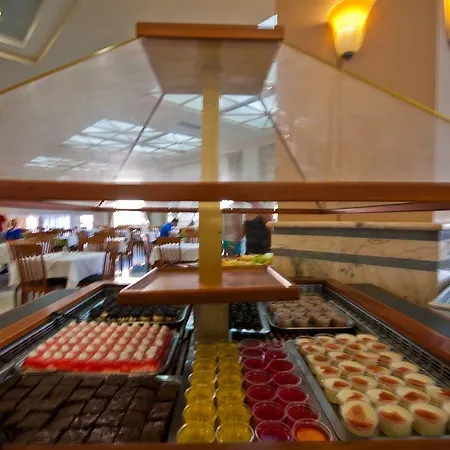 Hotel Zorbas 4*