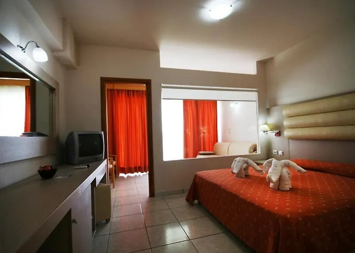 Zorbas Hotel 4*